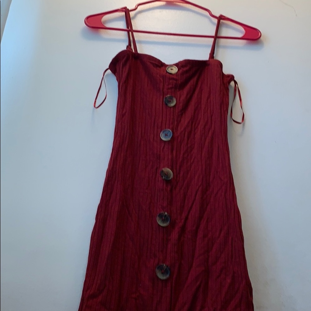 Women size small burgundy dress